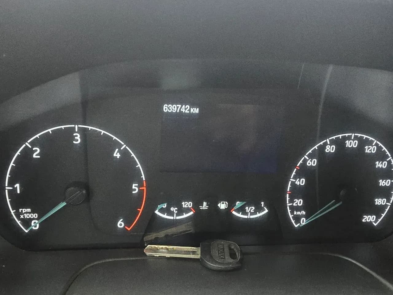 Ford Transit, 2019 — Poza 2 din 5
